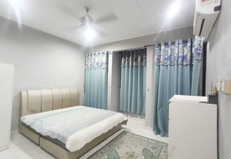 Kulai Bandar Putra / Jalan Enggang / Double Storey Terrace House