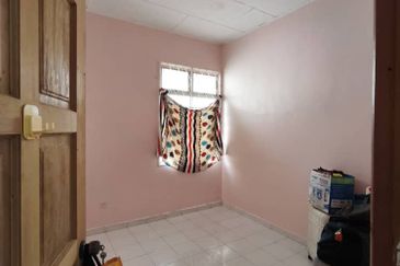 Kulai Senai / Taman Senai Utama / Single Storey Terrace  Endlot