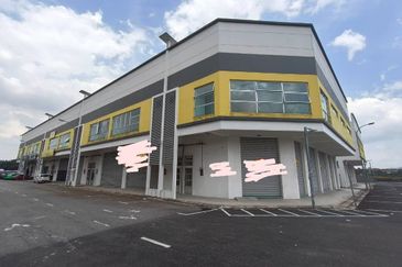 Kulai / Saleng 1.5 storey Terrace factory