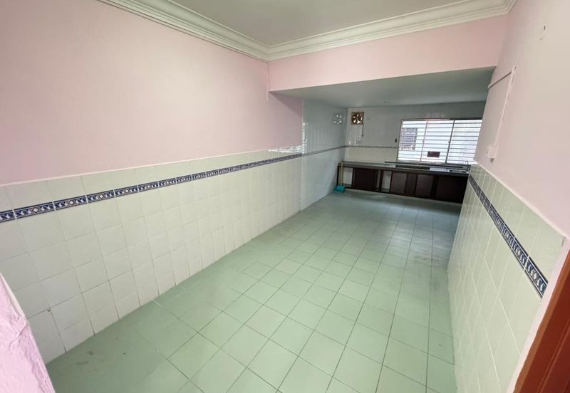 Kulai Saleng / Tamam Muhibbah / Jalan Jambu / 2 Storey Terrace House Renovated unit