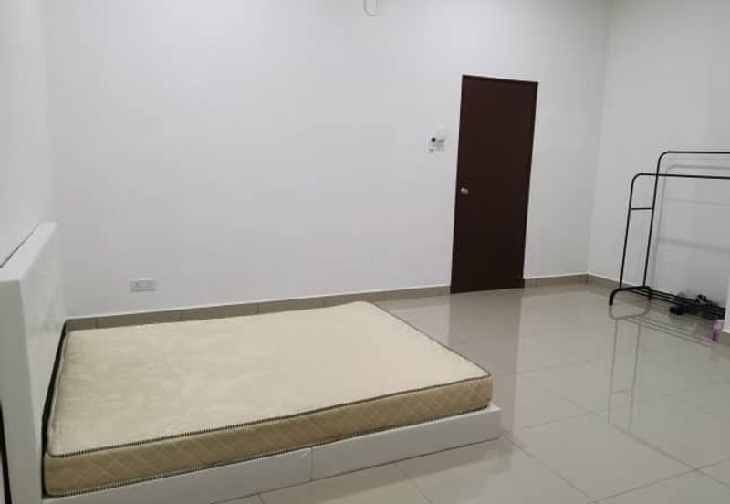 Iskandar Puteri / Taman Nusantara Prima / Jalan Prima /Double Storey Cluster Corner Lot