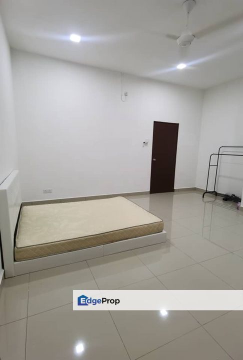 Iskandar Puteri / Taman Nusantara Prima / Jalan Prima /Double Storey Cluster Corner Lot, Johor, 