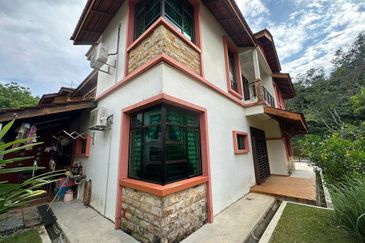 Iskandar Puteri / Taman Nusa Idaman / Double Storey Semi Detached House