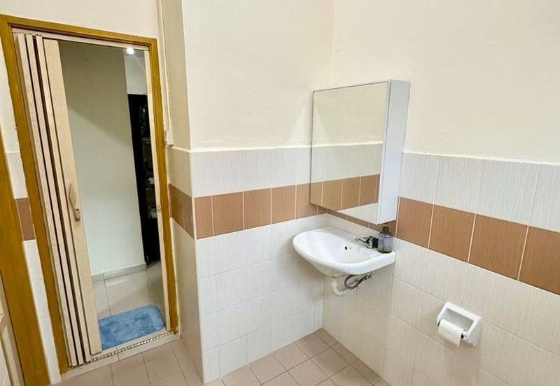 Iskandar Puteri / Taman Nusa Idaman / Double Storey Semi Detached House