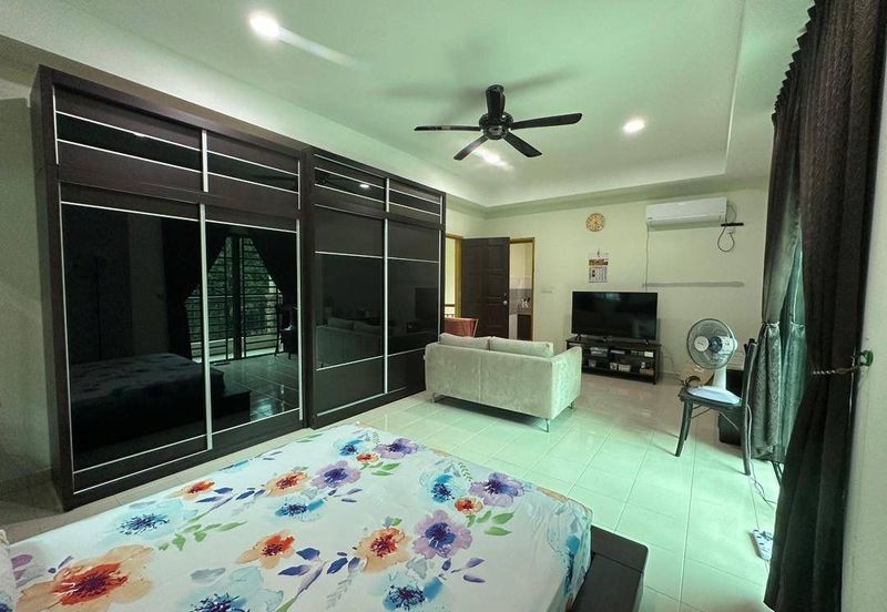 Iskandar Puteri / Taman Nusa Idaman / Double Storey Semi Detached House