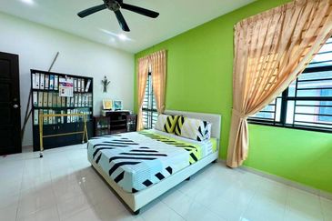 Iskandar Puteri / Taman Nusa Idaman / Double Storey Semi Detached House