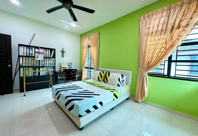 Iskandar Puteri / Taman Nusa Idaman / Double Storey Semi Detached House