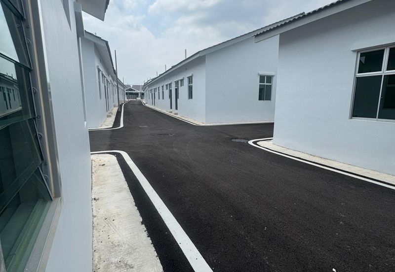 Kulai /Bandar Putra /Jalan Bayan 3 ✅Super big Single Storey Endlot House / Brand New Unit