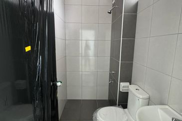 Kulai /Bandar Putra /Jalan Bayan 3 ✅Super big Single Storey Endlot House / Brand New Unit