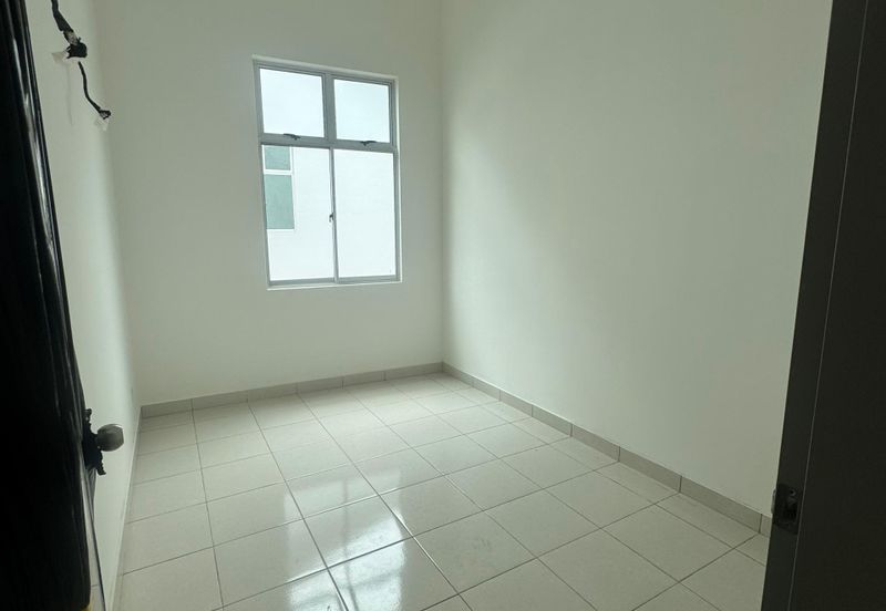 Kulai /Bandar Putra /Jalan Bayan 3 ✅Super big Single Storey Endlot House / Brand New Unit