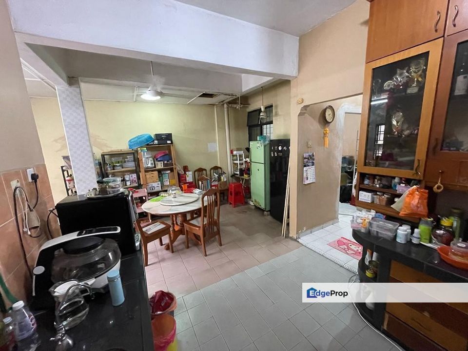 Kulai / Taman Sungai Emas / Jalan Budiman 6 / Double Storey House , Johor, Kulai