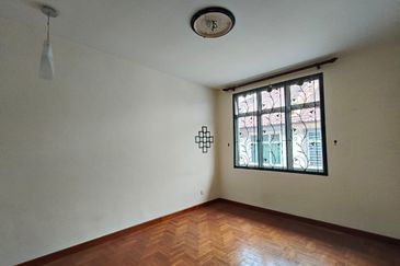 Kulai Bandar Putra / Jalan Kempas / Double Storey Semi-D / Unblock view