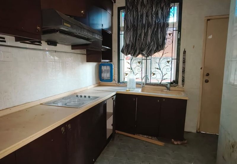 Kulai Bandar Putra / Jalan Kempas / Double Storey Semi-D / Unblock view