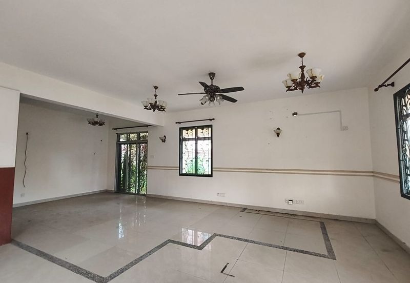 Kulai Bandar Putra / Jalan Kempas / Double Storey Semi-D / Unblock view