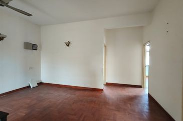 Kulai Bandar Putra / Jalan Kempas / Double Storey Semi-D / Unblock view