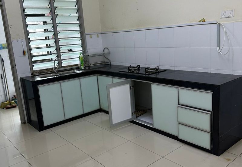 Ulu Tiram / Bandar Tiram / Jalan xx/11 / Double Storey Terrace House