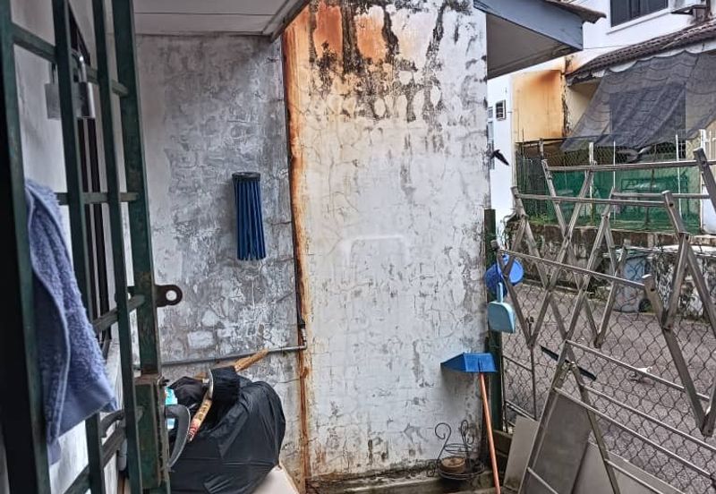 Johor Bahru / Tampoi / Taman Mewah Ria / Double Storey Terrace