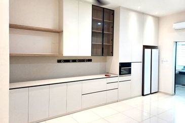 Skudai / Kangkar Pulai / La Garden Pulai Jaya / Double Storey Terrace House 