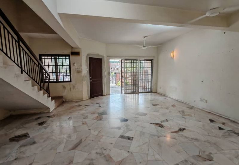 Kulai Bandar Indahpura / Jalan Teratai 36 /Double Storey House Unblock View 