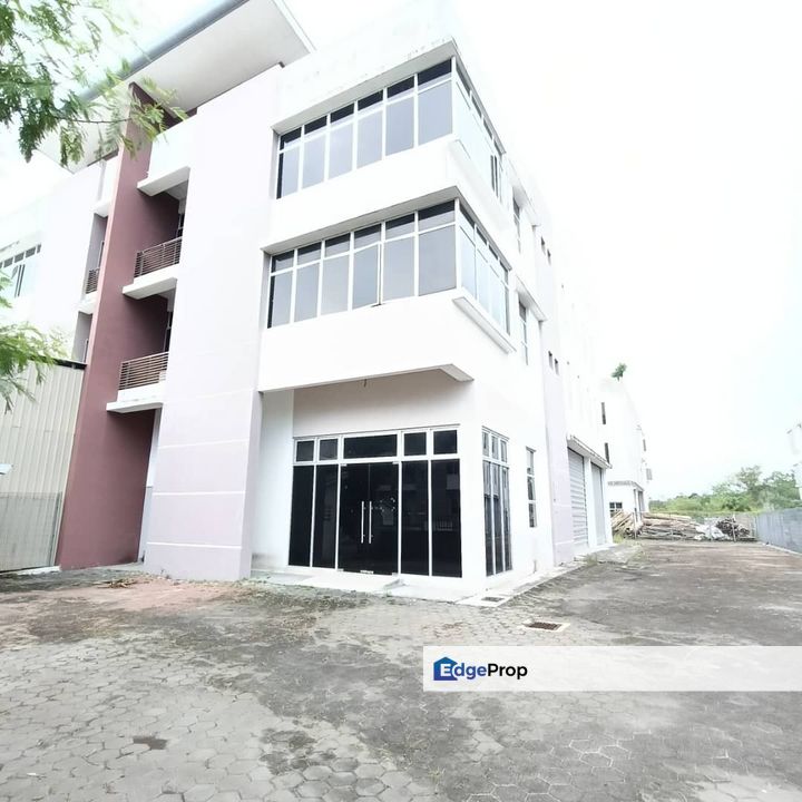 Gelang Patah / Jalan  Pelepas / Iparc PTP / 3 Storey Semi D /  Light Industry, Johor, Gelang Patah