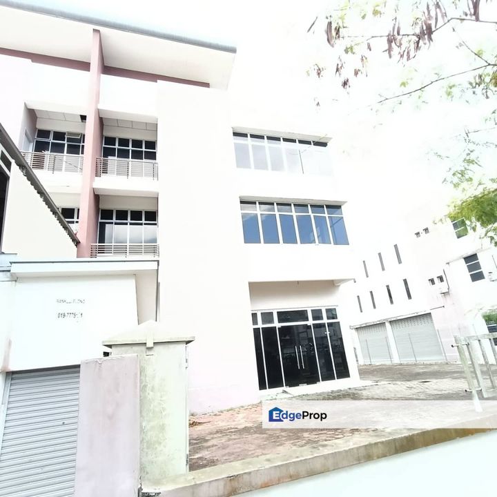 Gelang Patah / Jalan  Pelepas / Iparc PTP / 3 Storey Semi D /  Light Industry, Johor, Gelang Patah