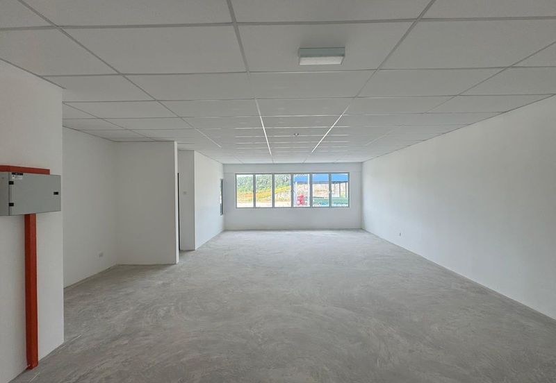 Kulai / Bandar Indahpura/ Jalan Kiambang/ Stellar Park Terrace Factory / Light Industry