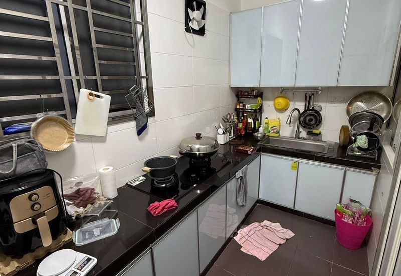 Kulai / Bandar Putra / Jalan Camar Alpinia / Double Storey Terrace House 