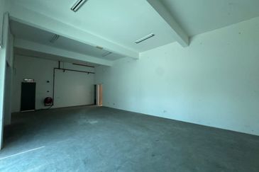 Senai / Jalan Ekoperniagaan / Taman Ekoperniagaan / Eco Business Park 1, Phase 1 / 1.5 Storey Semi-D Factory / Medium Industrial 