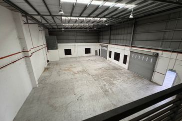 Senai / Jalan Ekoperniagaan / Taman Ekoperniagaan / Eco Business Park 1, Phase 1 / 1.5 Storey Semi-D Factory / Medium Industrial 