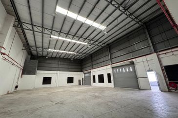 Senai / Jalan Ekoperniagaan / Taman Ekoperniagaan / Eco Business Park 1, Phase 1 / 1.5 Storey Semi-D Factory / Medium Industrial 