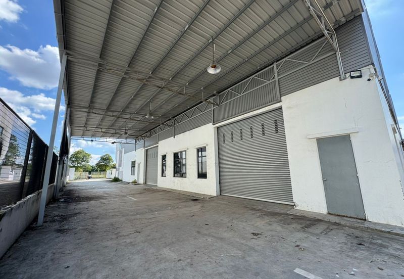 Senai / Jalan Ekoperniagaan / Taman Ekoperniagaan / Eco Business Park 1, Phase 1 / 1.5 Storey Semi-D Factory / Medium Industrial 