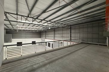 Senai / Jalan Ekoperniagaan / Taman Ekoperniagaan / Eco Business Park 1, Phase 1 / 1.5 Storey Semi-D Factory / Medium Industrial 