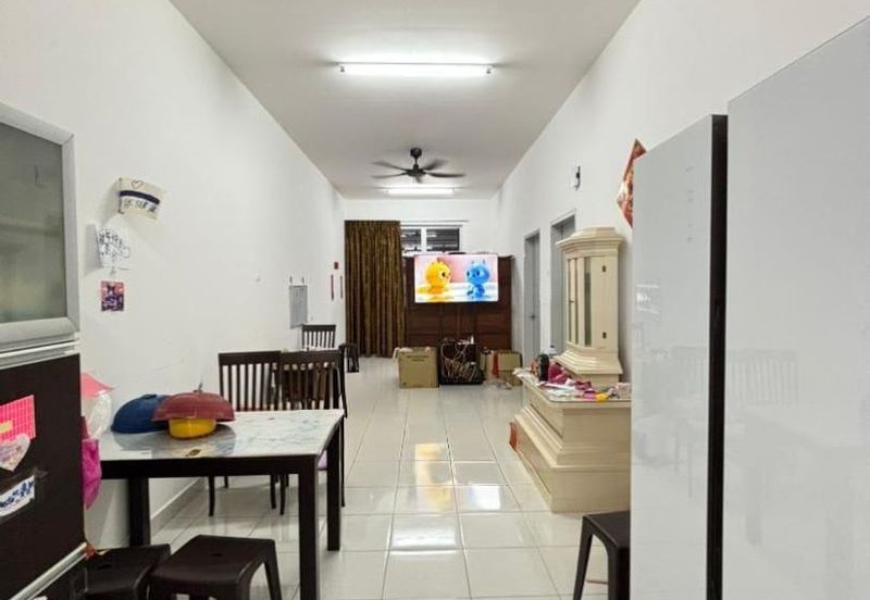 Kulai / Bandar Putra / Jalan Puyuh / Single Storey House