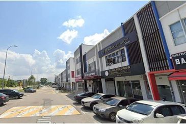 Kulai / Bandar Indahpura / Jalan Kiambang Vervocity / 2 Storey Terrace Shop