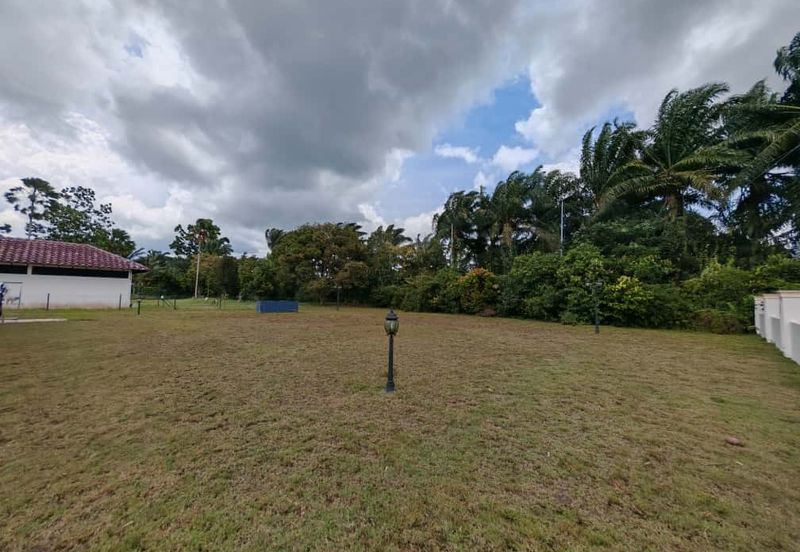 Kulai / Bandar Putra / Palm Villa【Gate A】Double Storey Bungalow 