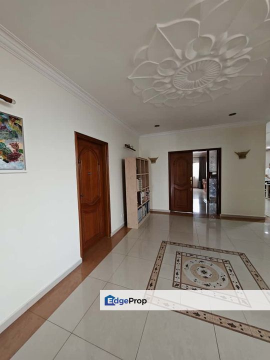 Kulai / Bandar Putra / Palm Villa【Gate A】Double Storey Bungalow , Johor, Kulai