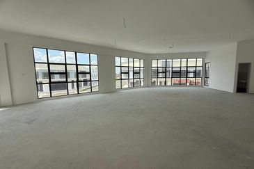 Skudai / Taman Industri Jaya / Jalan Bistari / Setia Neo II 1.5 Storey Terrace Factory Corner Unit