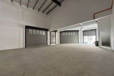Skudai / Taman Industri Jaya / Jalan Bistari / Setia Neo II 1.5 Storey Terrace Factory Corner Unit
