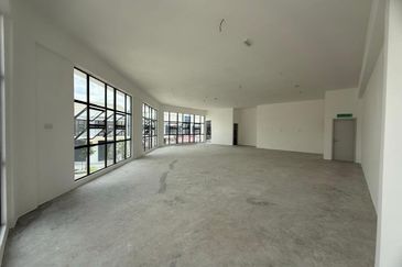 Skudai / Taman Industri Jaya / Jalan Bistari / Setia Neo II 1.5 Storey Terrace Factory Corner Unit
