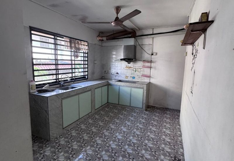 Kulai / Saleng / Taman Muhibah / Jalan Jambu / Double Storey Terrace House