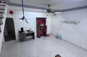 Kulai / Saleng / Taman Muhibah / Jalan Jambu / Double Storey Terrace House