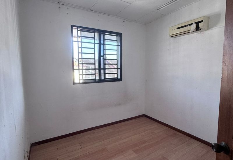 Kulai / Saleng / Taman Muhibah / Jalan Jambu / Double Storey Terrace House