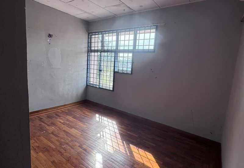 Kulai / Saleng / Taman Muhibah / Jalan Jambu / Double Storey Terrace House