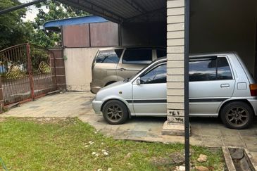 Skudai / Taman Sutera / Single Storey Corner Lot