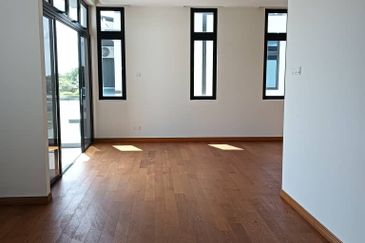 Iskandar Puteri • Taman Nusa Sentral • 3 Storey Semi-Detahed House Unblock View