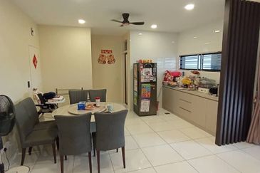 Johor Bahru Bukit Indah Double Storey Corner Lot@Avenue26 /Fully Furnished 