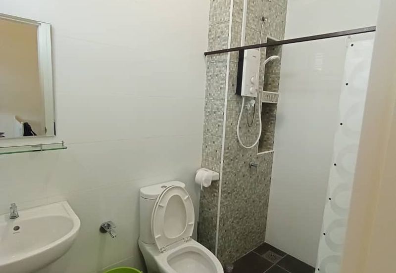 Johor Bahru Bukit Indah Double Storey Corner Lot@Avenue26 /Fully Furnished 