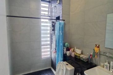 Johor Bahru Bukit Indah Double Storey Corner Lot@Avenue26 /Fully Furnished 