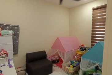 Johor Bahru Bukit Indah Double Storey Corner Lot@Avenue26 /Fully Furnished 