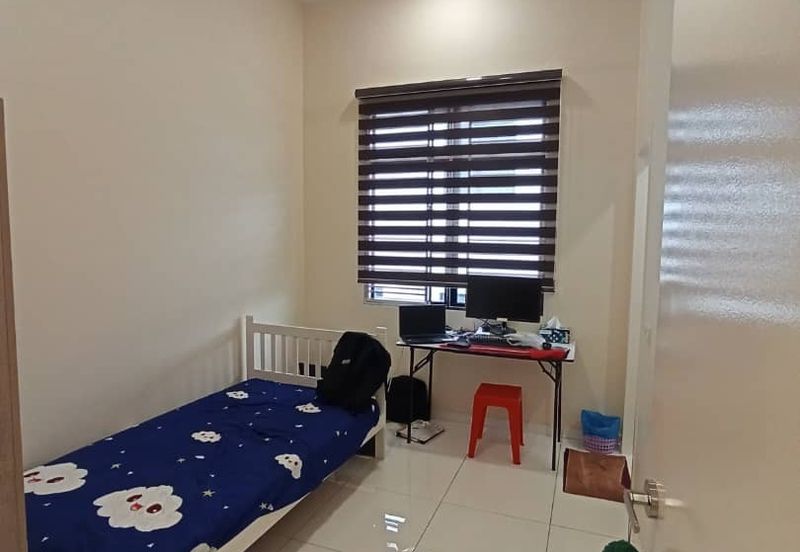 Johor Bahru Bukit Indah Double Storey Corner Lot@Avenue26 /Fully Furnished 
